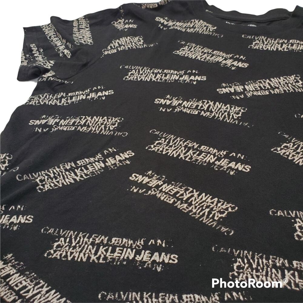 Calvin Klein | Black T-shirt with Logo Print Design | Size Small - Picture 2 of 4